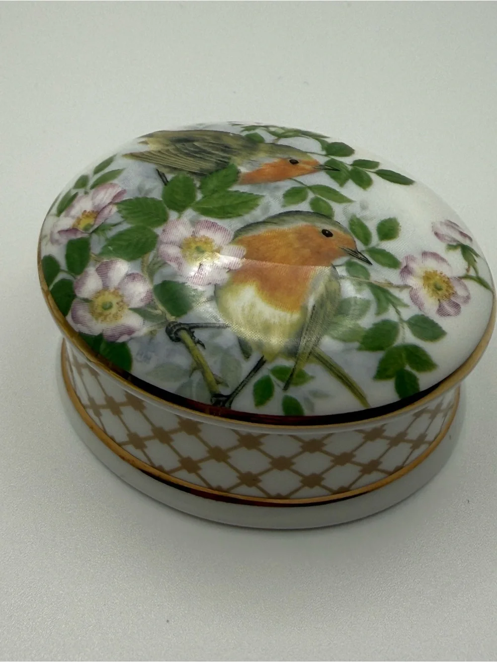 Vintage Falcon China Staffordshire England Robin Bird Porcelain Trinket Box